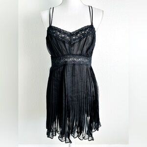 Savage X FENTY Black Lace Baby Doll Lingerie Size Large